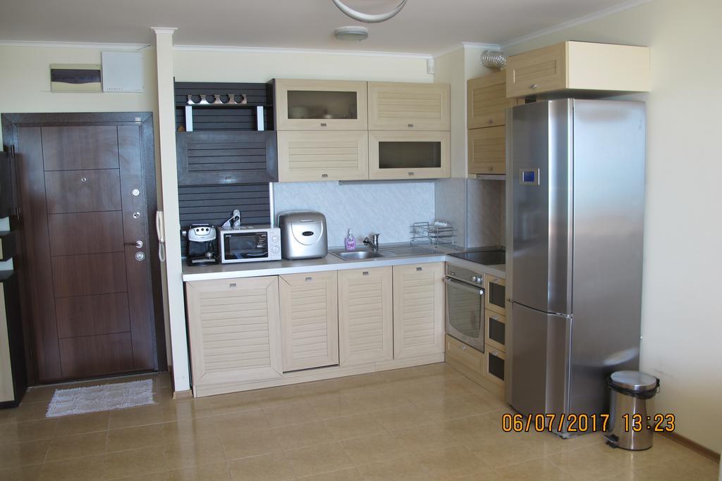 Black Sea Apartment Nesebar Bagian luar foto